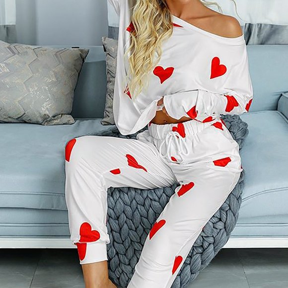 ❤️ Valentine's Day Heart Pajamas Lounge Set - Picture 3 of 13